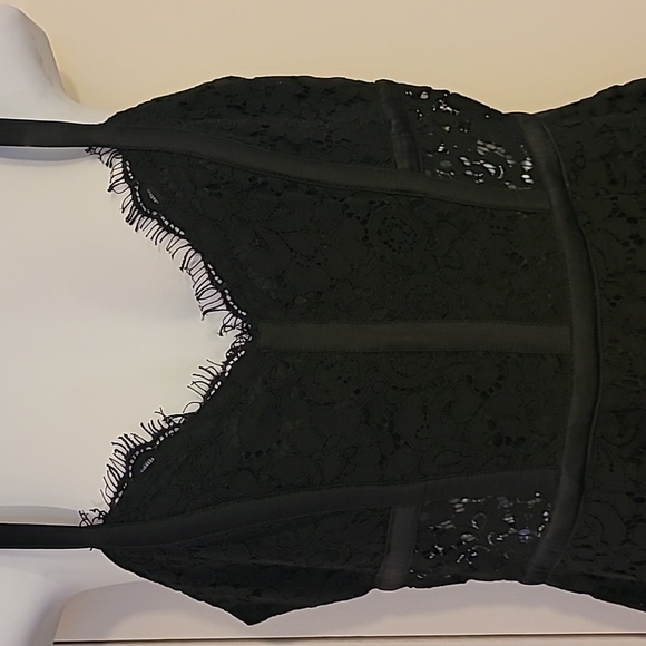Express sexy lace dress 6 - Picture 2 of 12